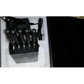 Глушилка GSM/CDMA/DCS/PHS/GPS/3G переносная с охлаждением
